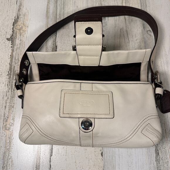 Coach Soho Flap Shoulder Bag White & Brown Leather Style 8A05 | Y2K - Picture 6 of 11